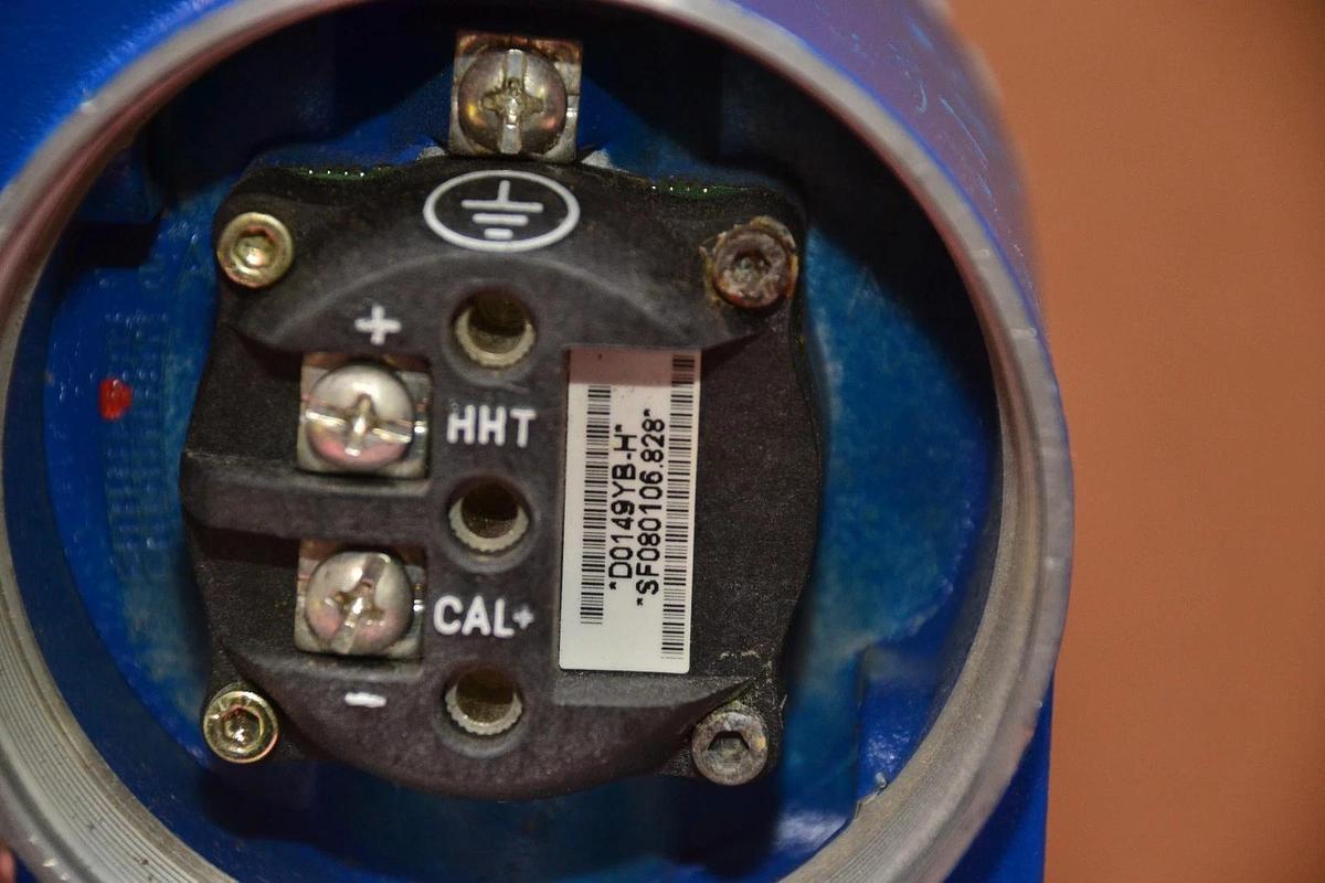 Used FOXBORO TRANSMITTER 316L/3RD0 316L 3RD0 IGP20-TS3D01F-M1 HAST-C 08190333