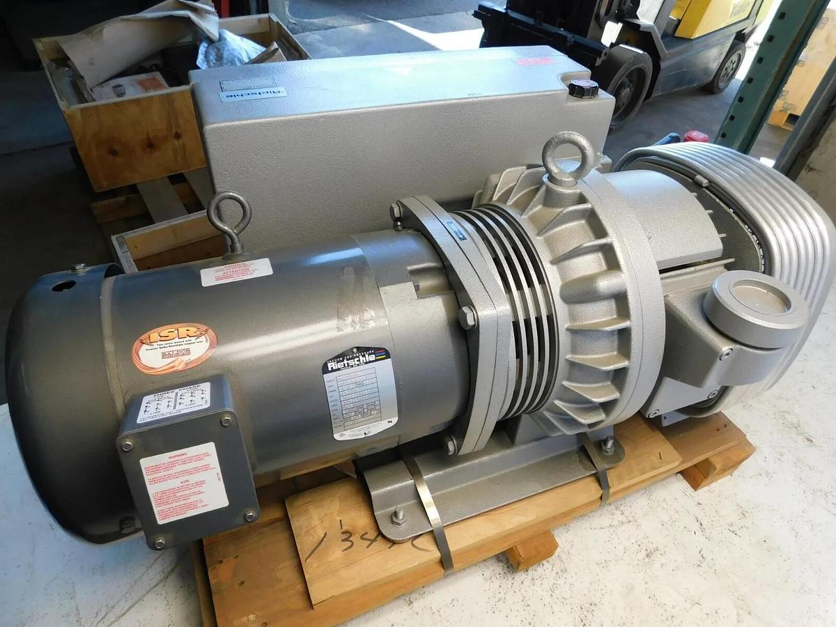 Used THOMAS 2770CE66-629B 115V 60Hz 9.5A Vacuum Pump
