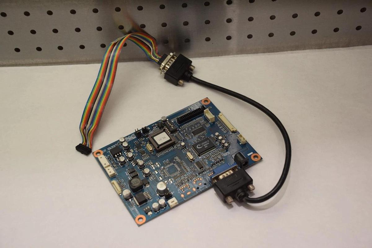 Used AAEON ? video card DK 201005-00156 HSB110X1 HPM-0002AE