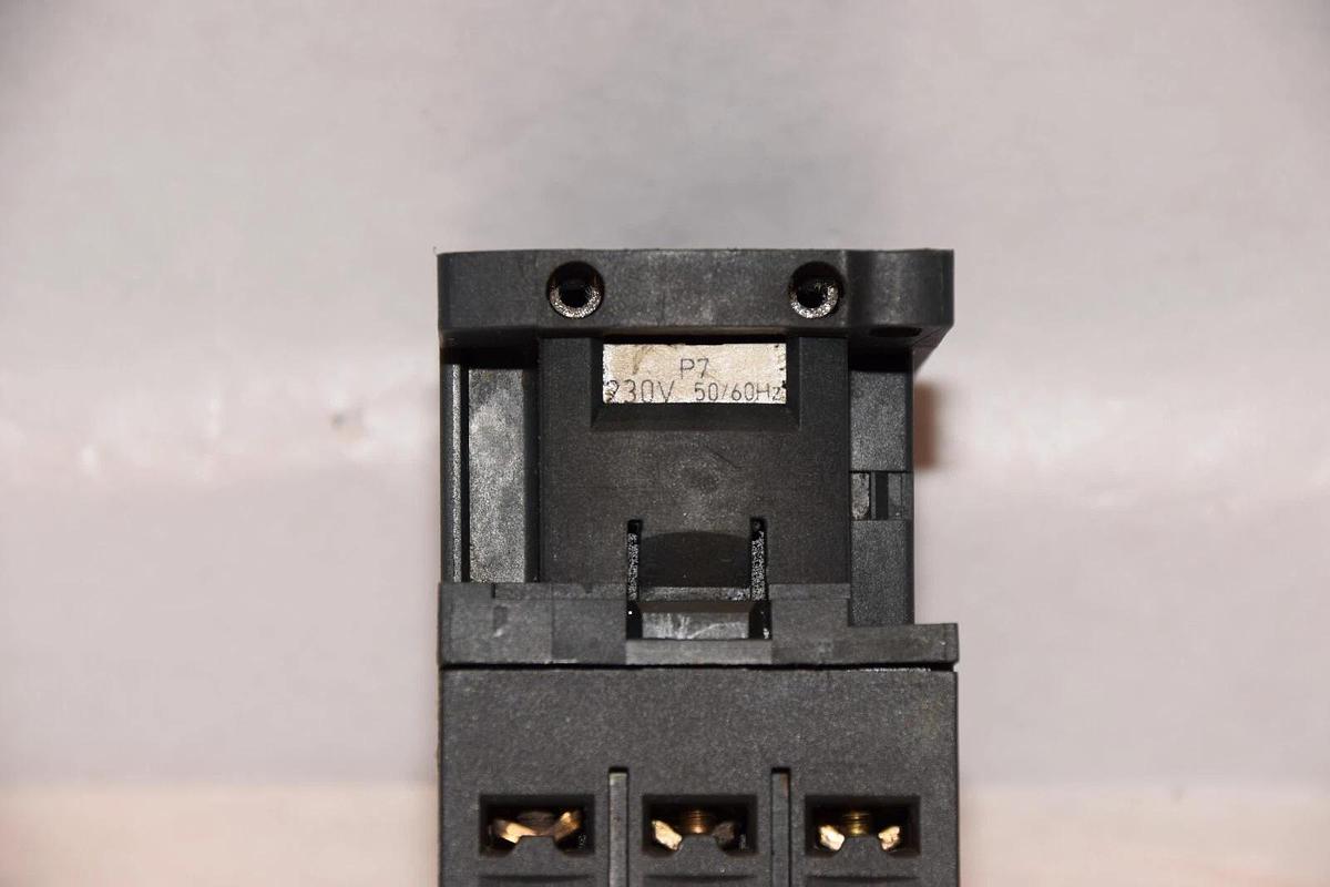 (NEW) TELEMECANIQUE LC1D12 25Amp 230V 50/60Hz Coil Contactor