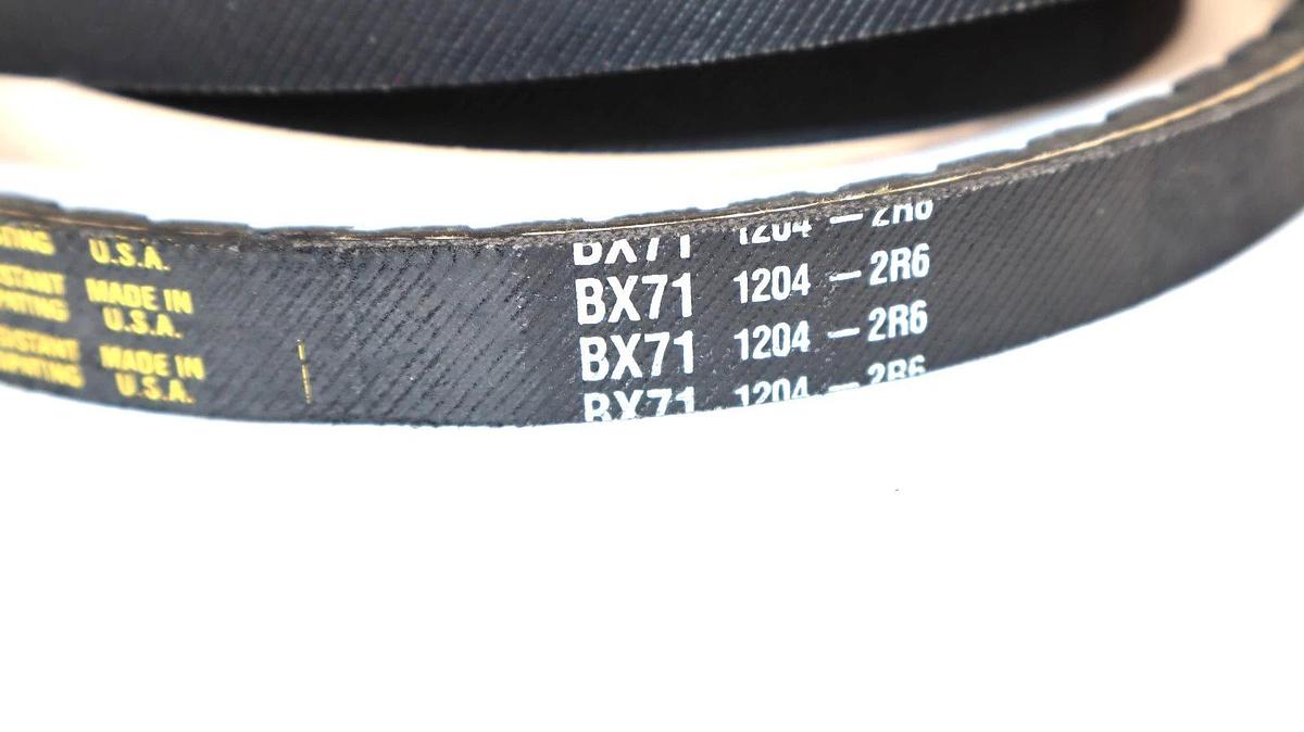 (NEW) CARLISLE BX71 , 1204-2R6 Gold Ribbon Checkmate Cog-Belt USA