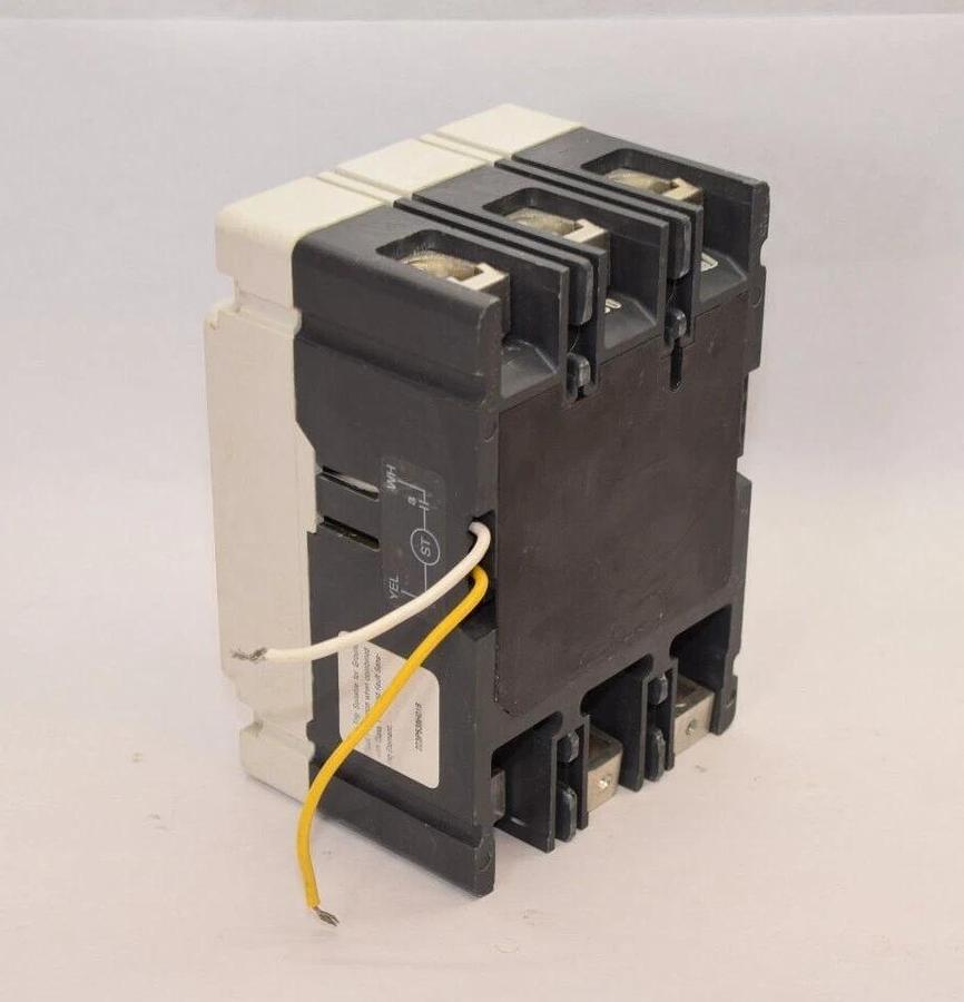Used CUTLER HAMMER Ser C Industrial Circuit Breaker ED3200LS06 200 Amp 200a 240v 3p