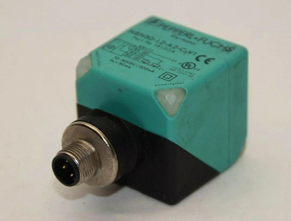 Used PEPPERL + FUCHS NBN30-L2-A2-C-V1 181504 10-30Vdc Proximity Sensor *No Hardware*