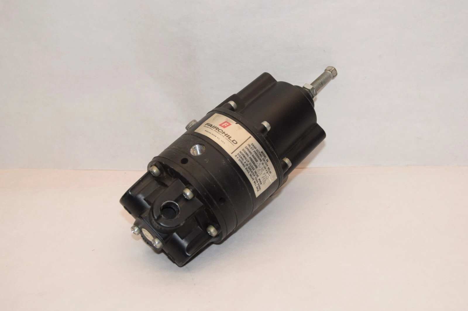 Used FAIRCHILD MODEL 24 0.5-30 SPRING RANGE 10-120psig Snap Acting ON/OFF Relay