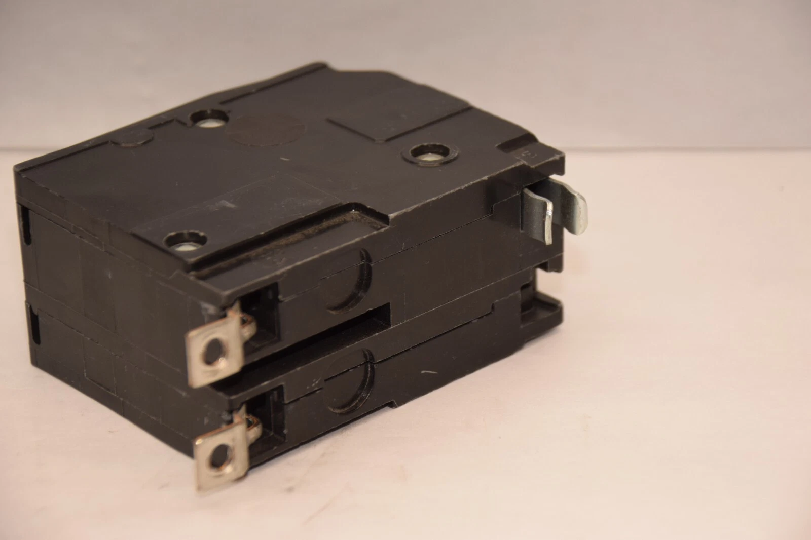 Used Square D Breaker DP-4075 HACR QOB 20A 20 Amp 2 Pole 2P 120/240v (Used)
