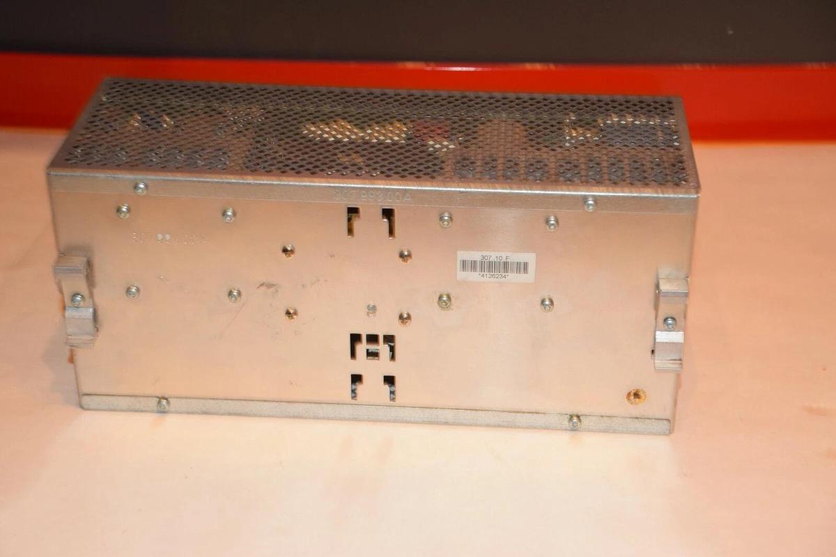 Used IFM DN2035 POWER SUPPLY  400-500 VAC 3ph - 24-28 VDC 3 phase to 24v dc converter