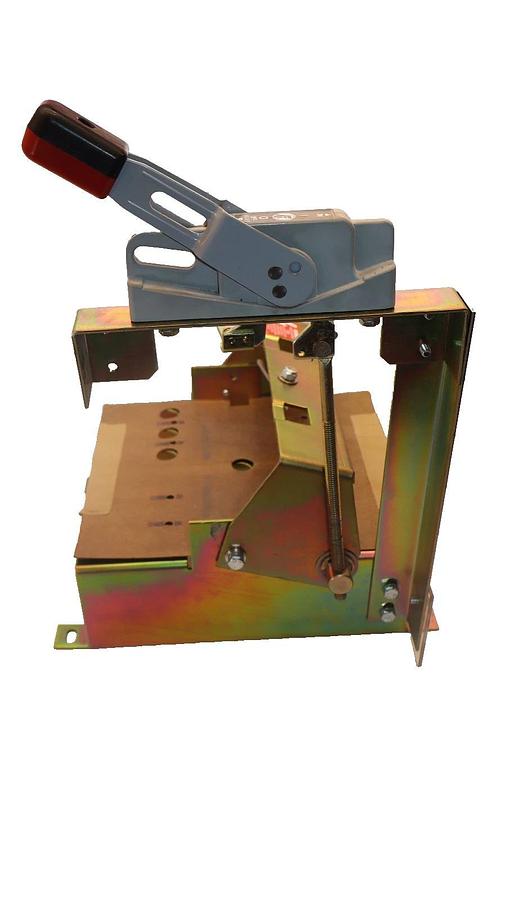 Used Firetrol Inc. Quick Disconnect Mechanism For SELA36A10150 Circuit Breaker