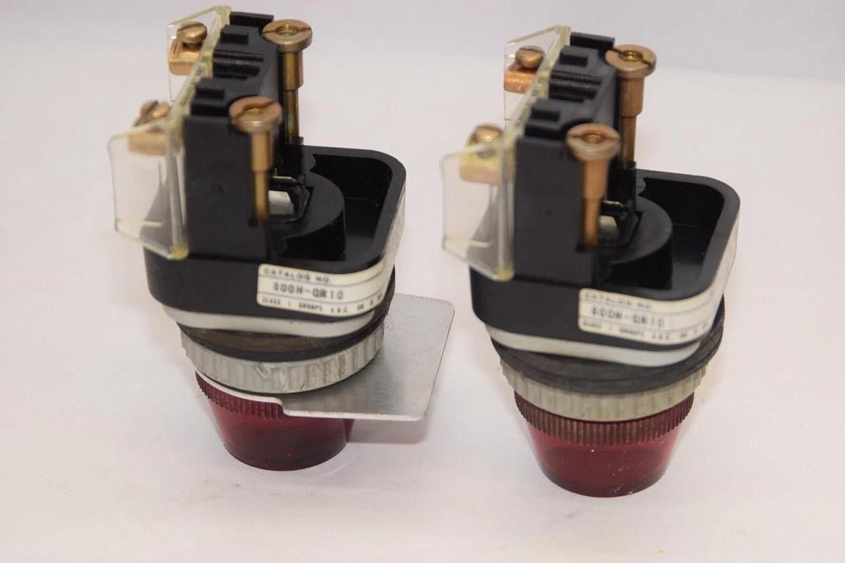 Used (Lot of 2) ALLEN BRADLEY 800H-QR10 Series C Red Indicator Light