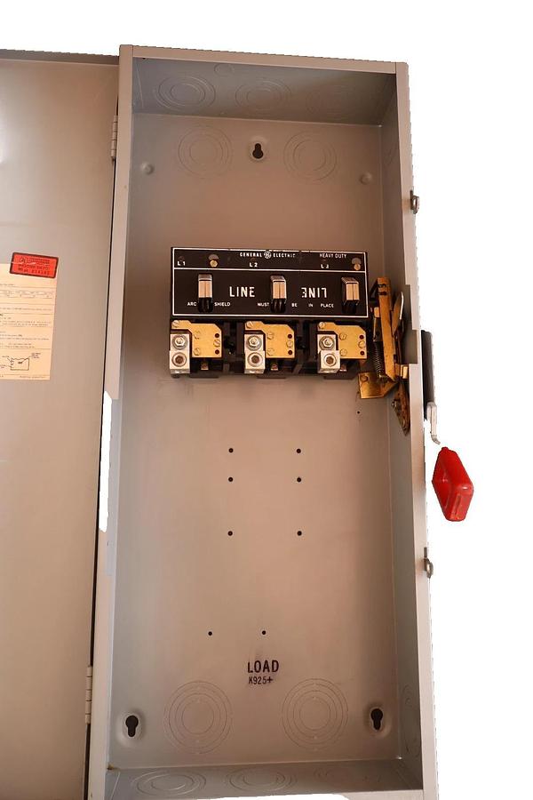GE 200A Safety Switch Non-Fusible Enclosure Disconnect 250VDC THN3364 3Pole
