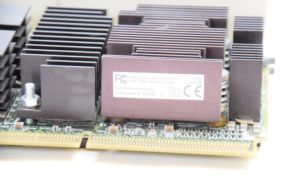 Used SUN MICROSYSTEMS INC 5552A010511 UltraSPARC II Module Board