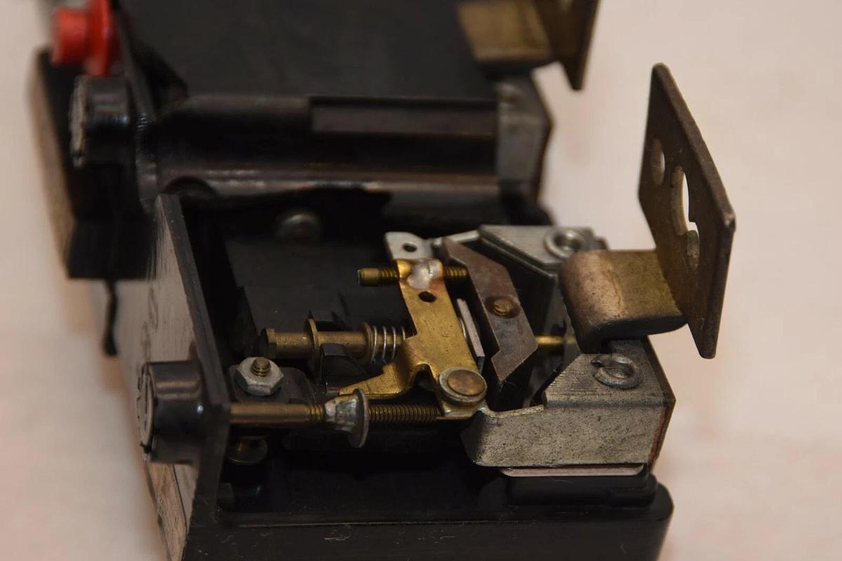 Used GENERAL ELECTRIC TJK636T600 600A 3P Circuit Breaker Trip Unit