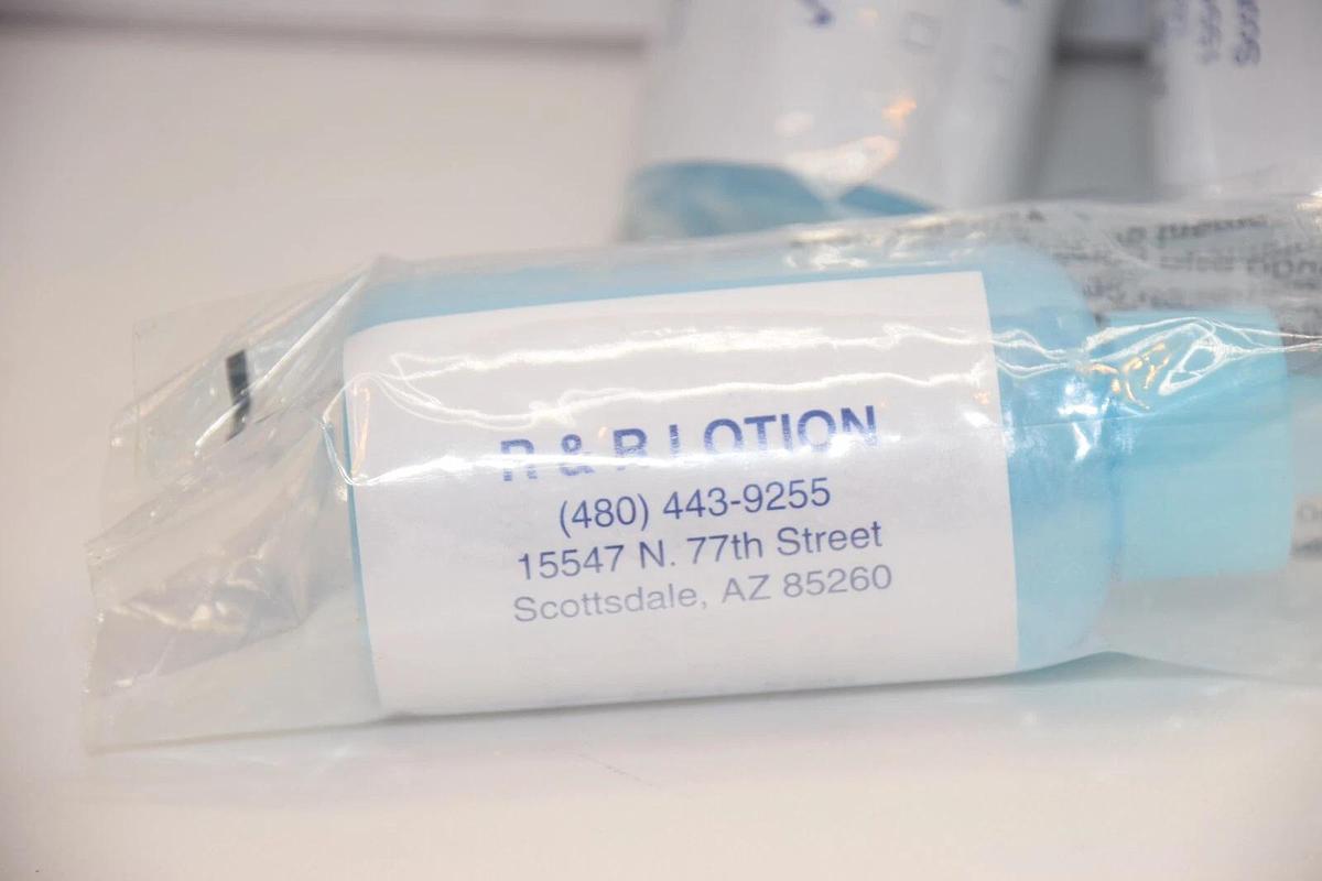 (NEW - LOT OF 5) R & R LOTION FD-1-ESD 2oz Flux Dispenser