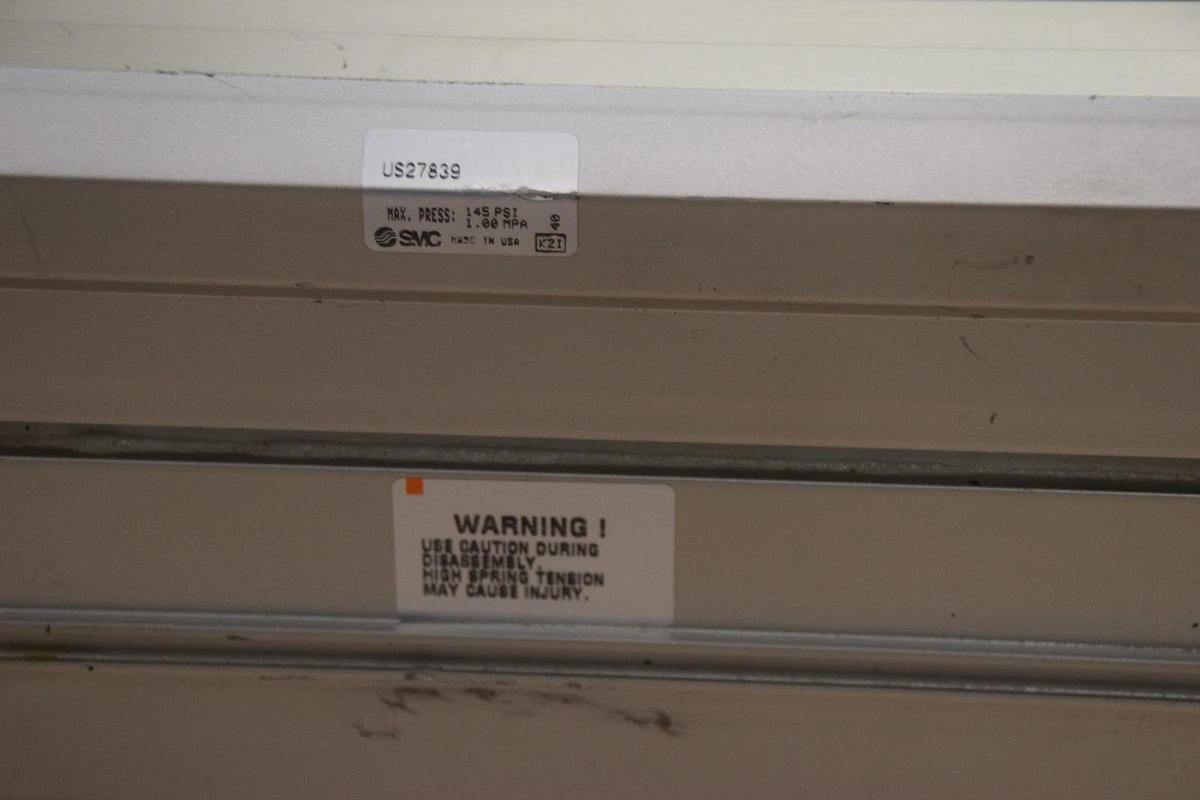 SMC PNUMATIC AIR CYLINDER US27839 US27839 max psi 145 NEW