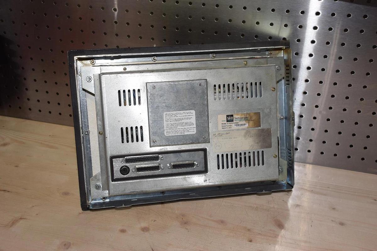 Used GE FANUC  IC752DPA262A IC752DPA262 DATAPANEL Operator interface