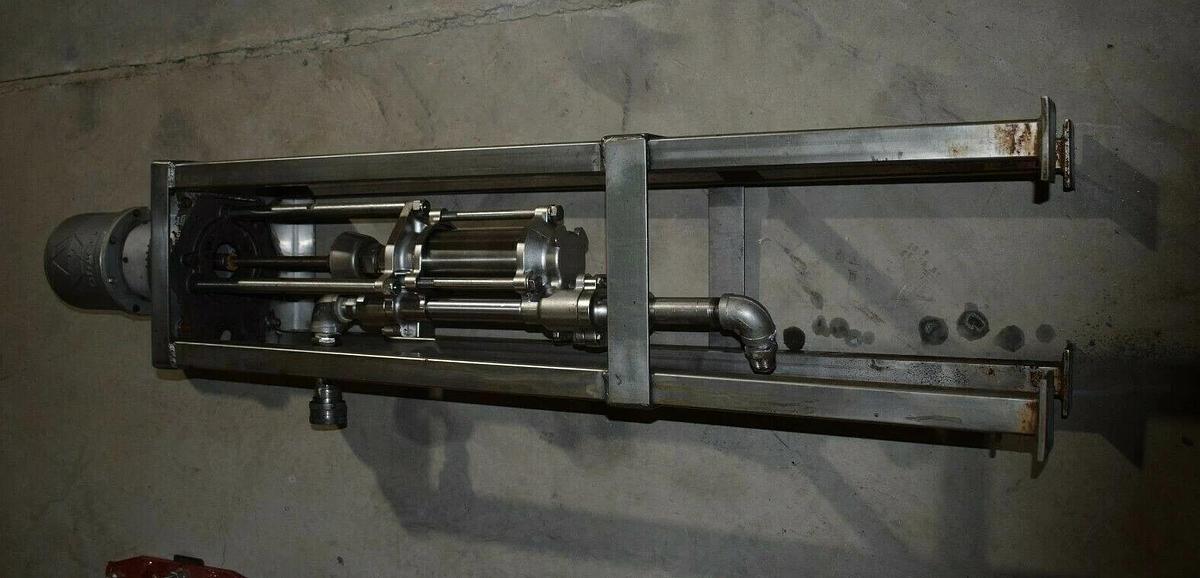 Used Graco President Air Powered Pump 218-767 & AIR MOTOR 205-038 w/ SS stand