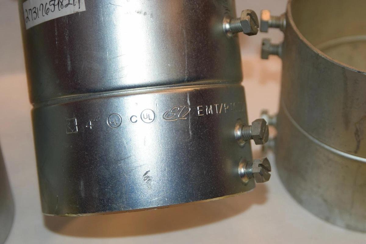 Used (LOT OF 4) EMT RIGID IMC 4" COUPLING SET SCREW