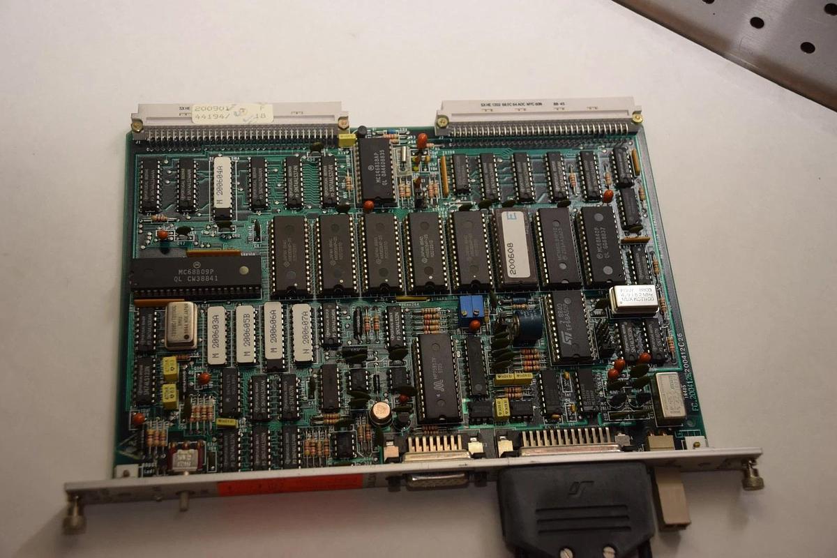 Used NUM Auto V3-40K 200412C26 200901 F