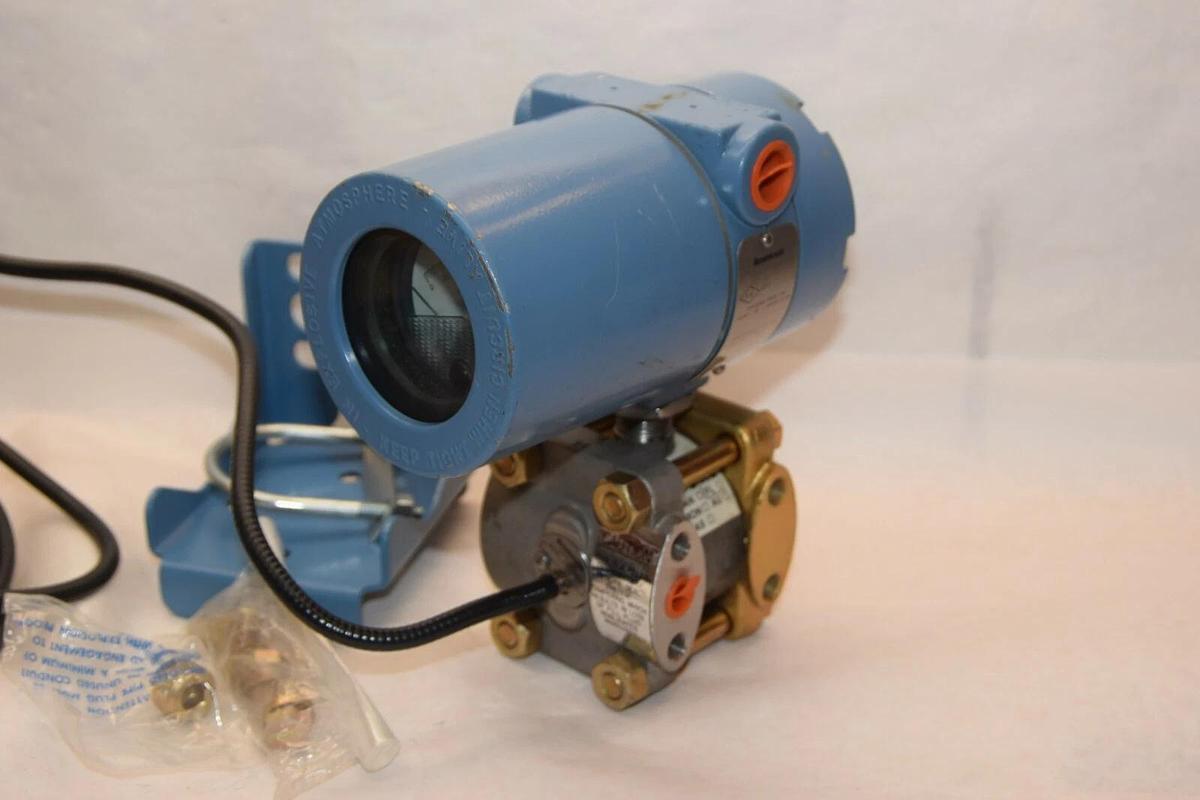 ROSEMOUNT Pressure Transmitter 1151GP7E22S1M1B1 with 119RTW11A13 (NEW)