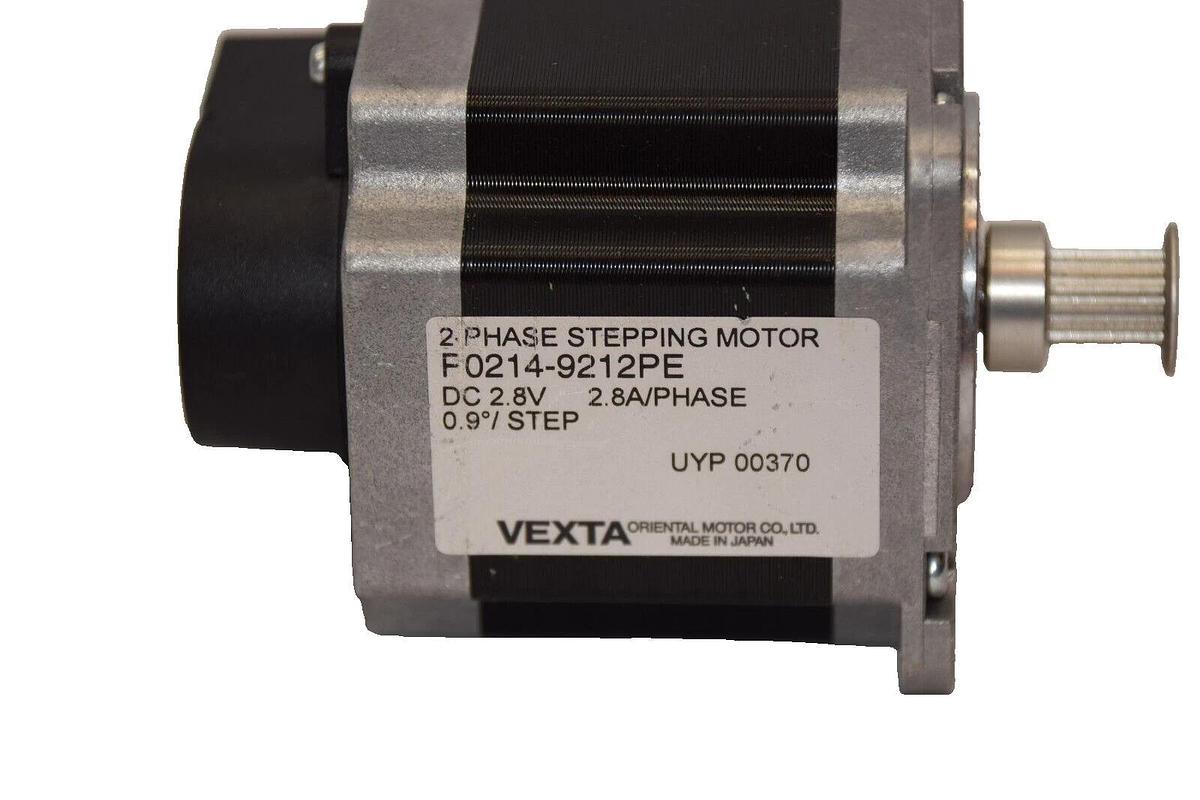 Used VEXTA Oriental P0214-9212PE 2ph Stepping Stepper Motor w/ E5-400-250-NE-S-D-G-B
