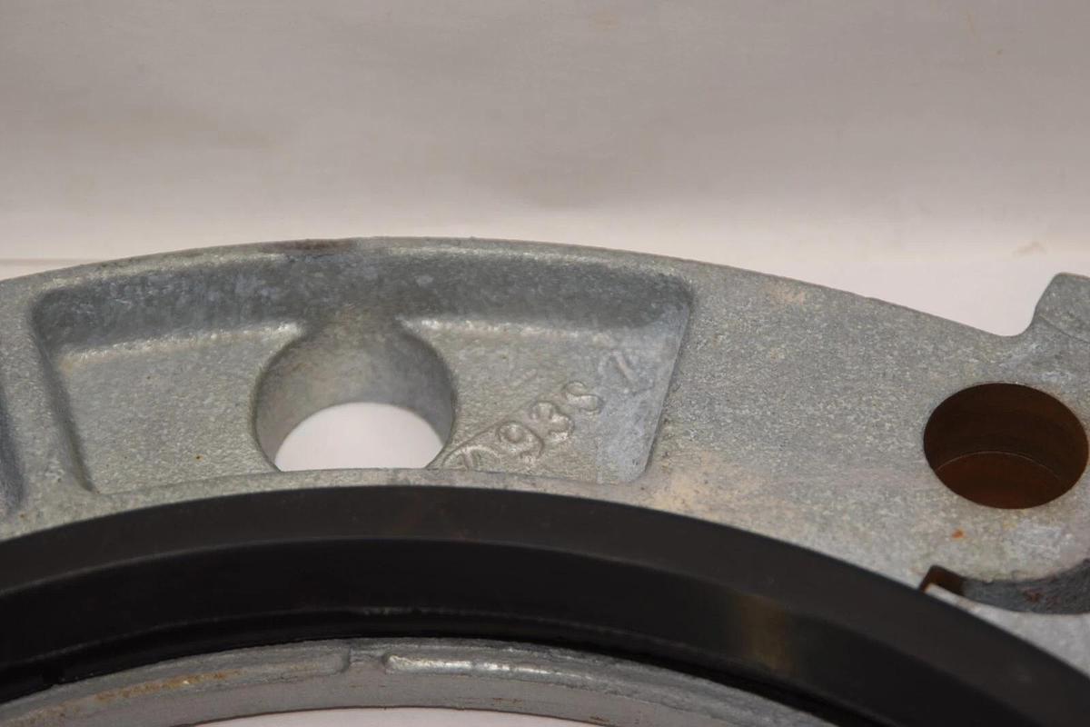 (NEW) VICTAULIC S/741 10" 7/8" Bolt Galvanized Flange Adapter *Flange & Gasket*