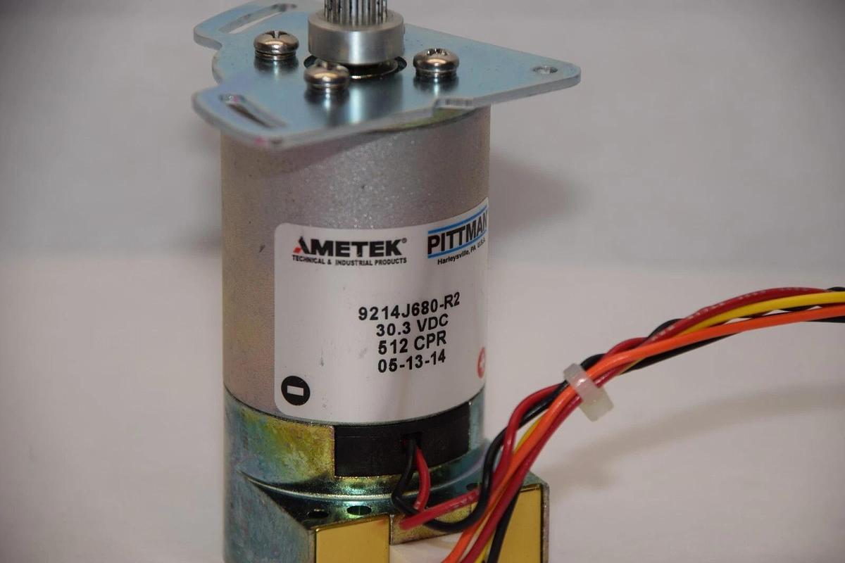 Used AMETEK / PITTMAN 9214J680-R2 30.3Vdc Motor