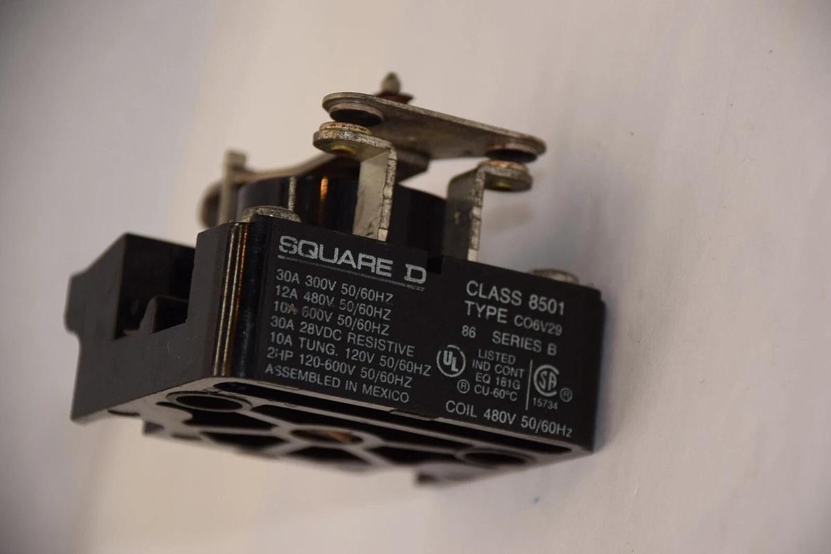 (NEW) SQUARE D CO6V29 , 8501 , 8501CO6V29 , 8501 C06V29 Series B Power Relay