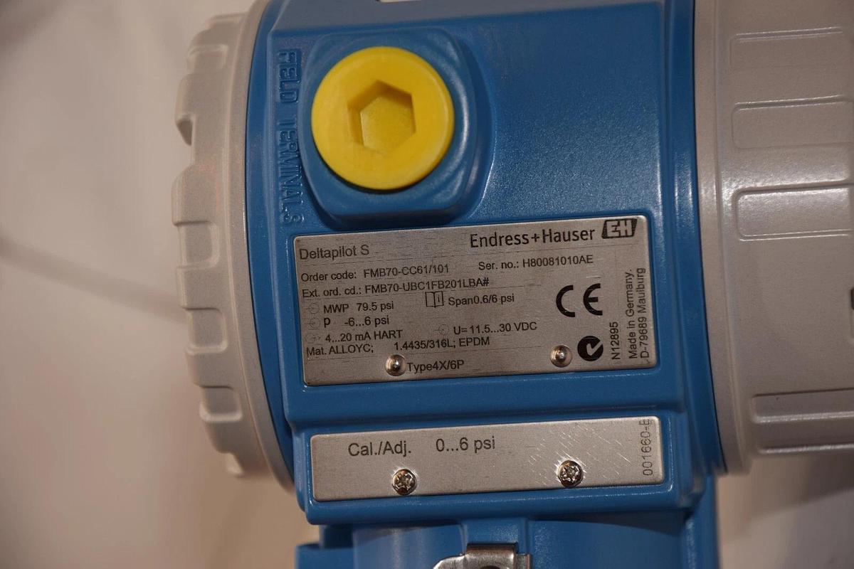 (NEW) ENDRESS + HAUSER FMB70-UBC1FB201LBA# 79.5psi Deltapilot S Pressure Sensor