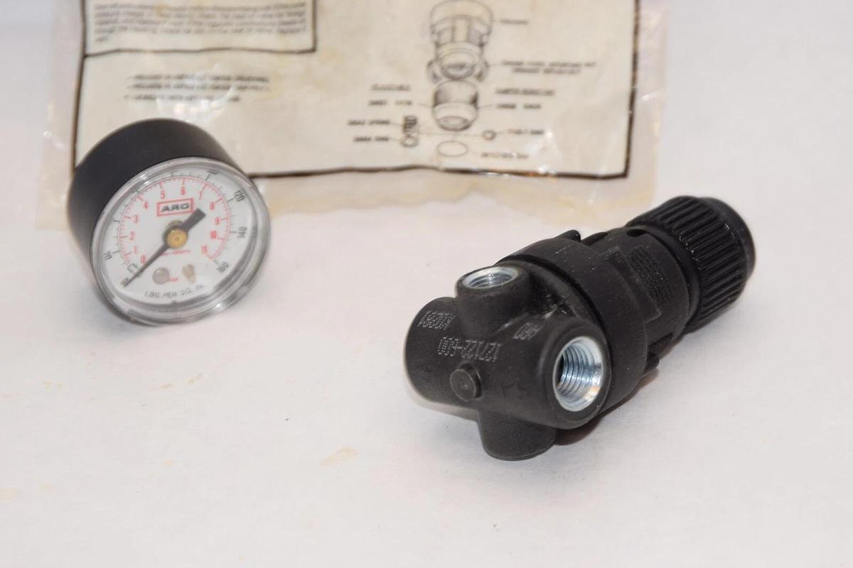 (NEW) ARO 127122-600 1/8" & 1/4" Pipe Size Miniature Airline Regulator