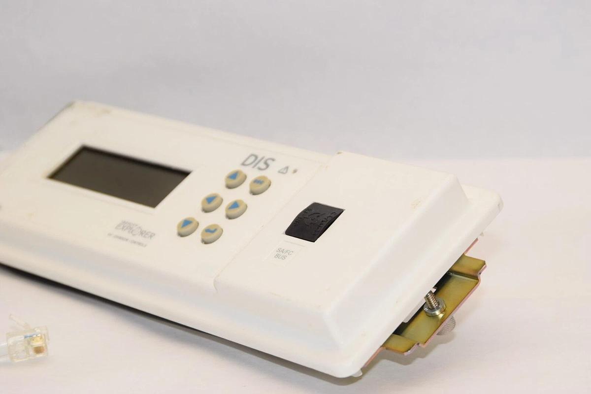 Used JOHNSON CONTROLS MS-DIS1710-0 24Vac 50/60Hz LCD Controller Display