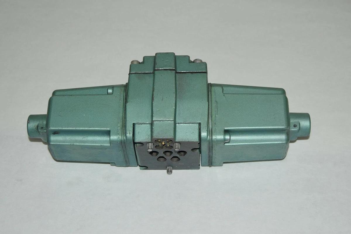 NUMATICS 12DSA431CA 12DSA400CA 120V 17A Solenoid Control Valve NEW