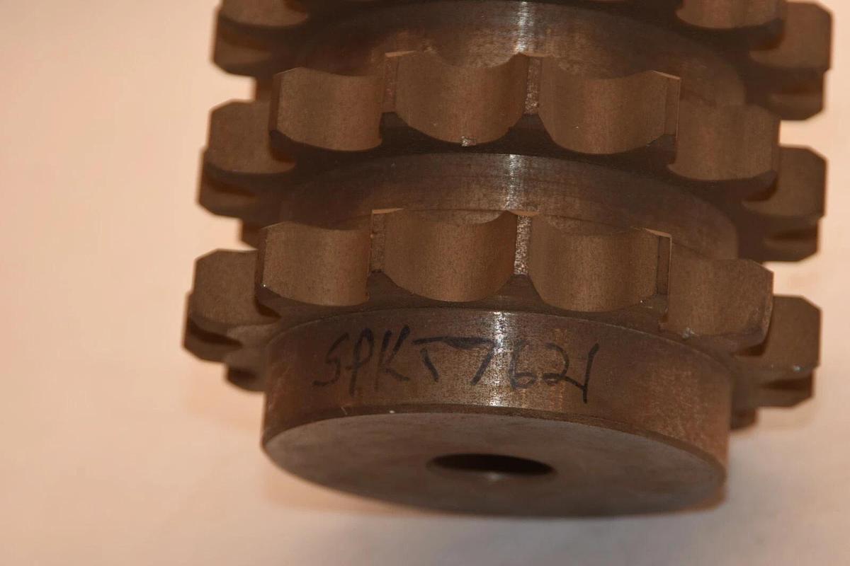 (NEW) AMETRIC SPKT7621 15 Tooth 1" Pitch Unbored Sprocket