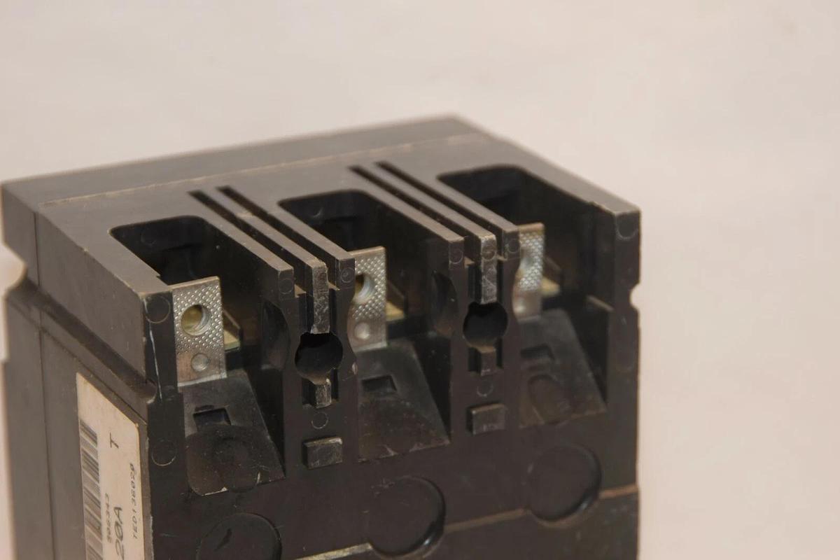 Refurbished GE GENERAL ELECTRIC TED136020 20A 20 Amp A 600Vac Circuit Breaker