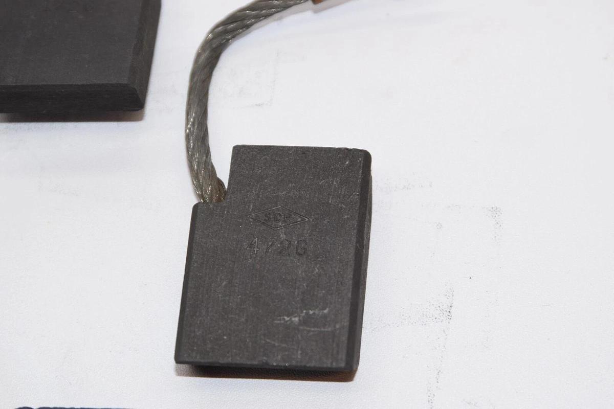 (NEW - Lot of 11) SCP 472G 1-2/8" x 1/2" Carbon Brush