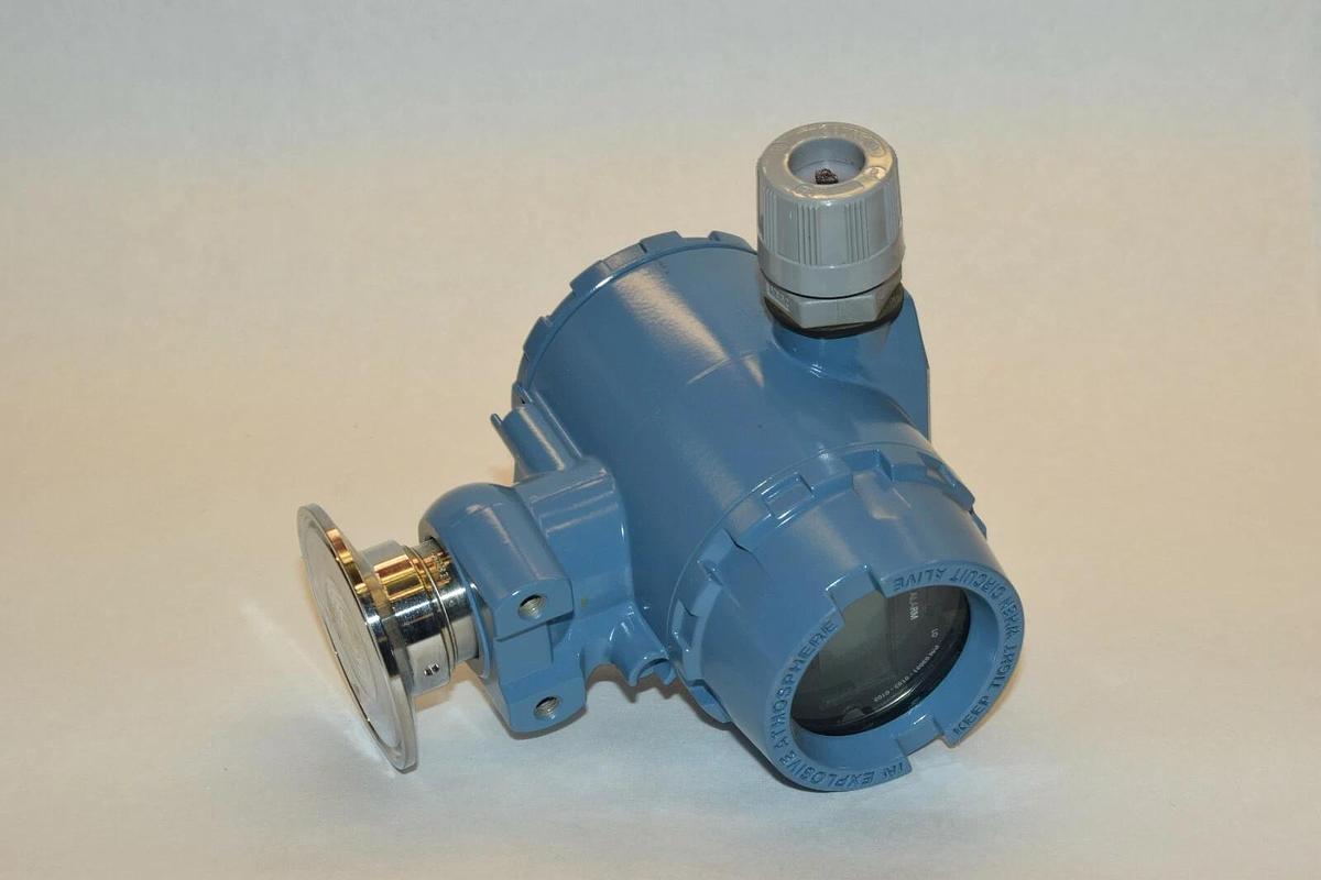 Used ROSEMOUNT 2090FG2S2DF1M5Q4Q8 Pressure Transmitter  2090F G2S2DF1M5Q4Q8