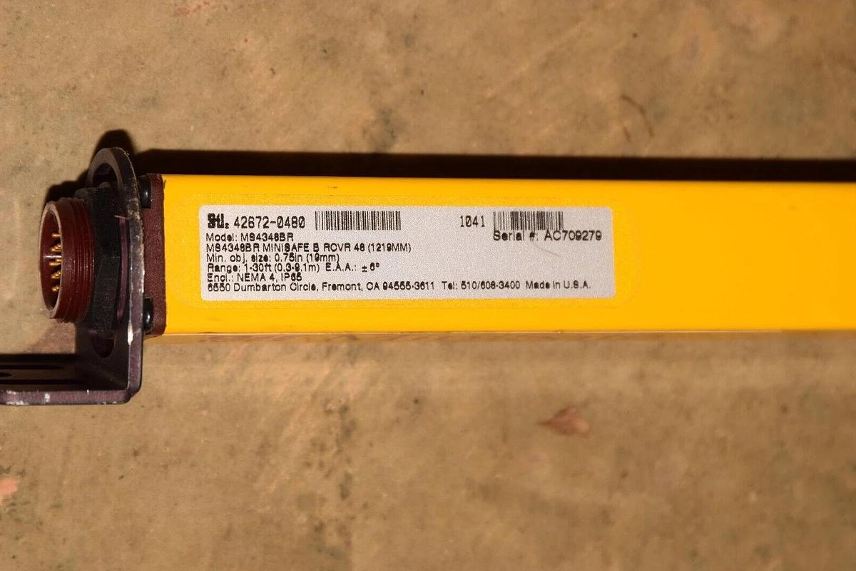 Used STI MS4348BR 1219mm 0.75" (19mm) Range 1-30' Minisafe Receiver Light Curtain