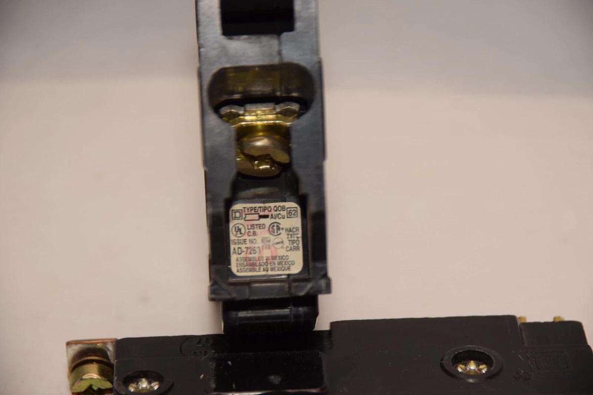 (Lot of 2) Square D Breaker HACR QOB 30A 30 Amp AD-7263 1 pole 1p 120/240v NEW