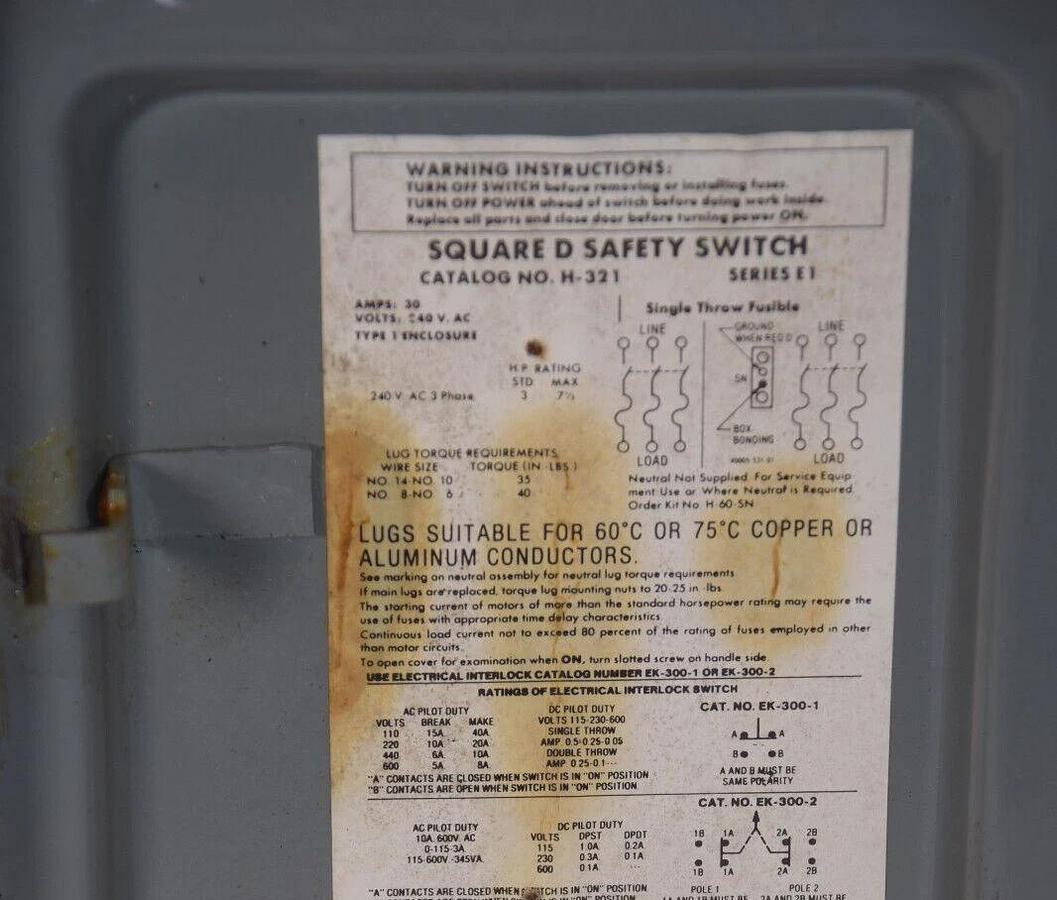 Used SQUARE D Fusible Safety Switch H-321 H321 Ser E1 30 Amp 30A Type 1 3ph 240v