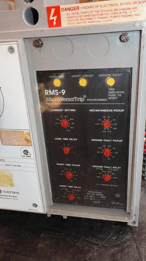 Refurbished GE General Electric Circuit Breaker Power Break 400A Amp TP84SSZ TR4S300