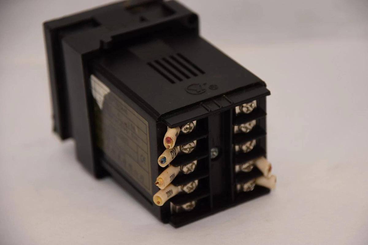 Used AISET XMTG-3440 XMTG3000 Series Intelligent Meter Temperature Controller