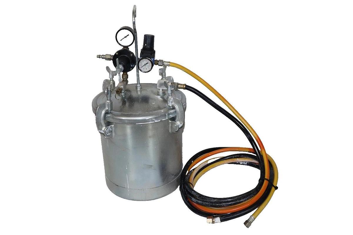 Used No Name 2.5 Gallon Stainless Pressure Paint Pot