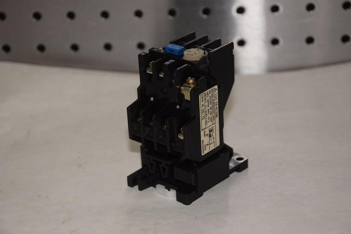 Used MITSUBISHI TH-K12AB 600V AC OVERLOAD RELAY