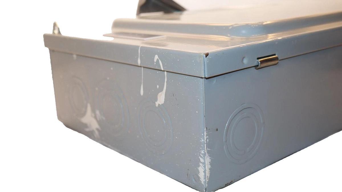 Used SIEMENS I-T-E Enclosed Switch NF353 Ser A 100A 100 Amp 600Vac 3 Phase Heavy Duty