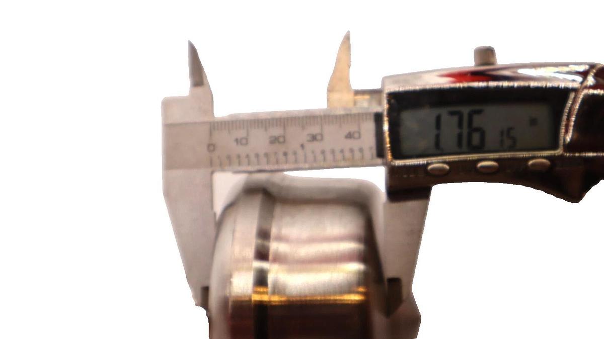 (NEW)  FISHER 37BS379 x 112 3" Port Stainless Steel Valve Stem Plug