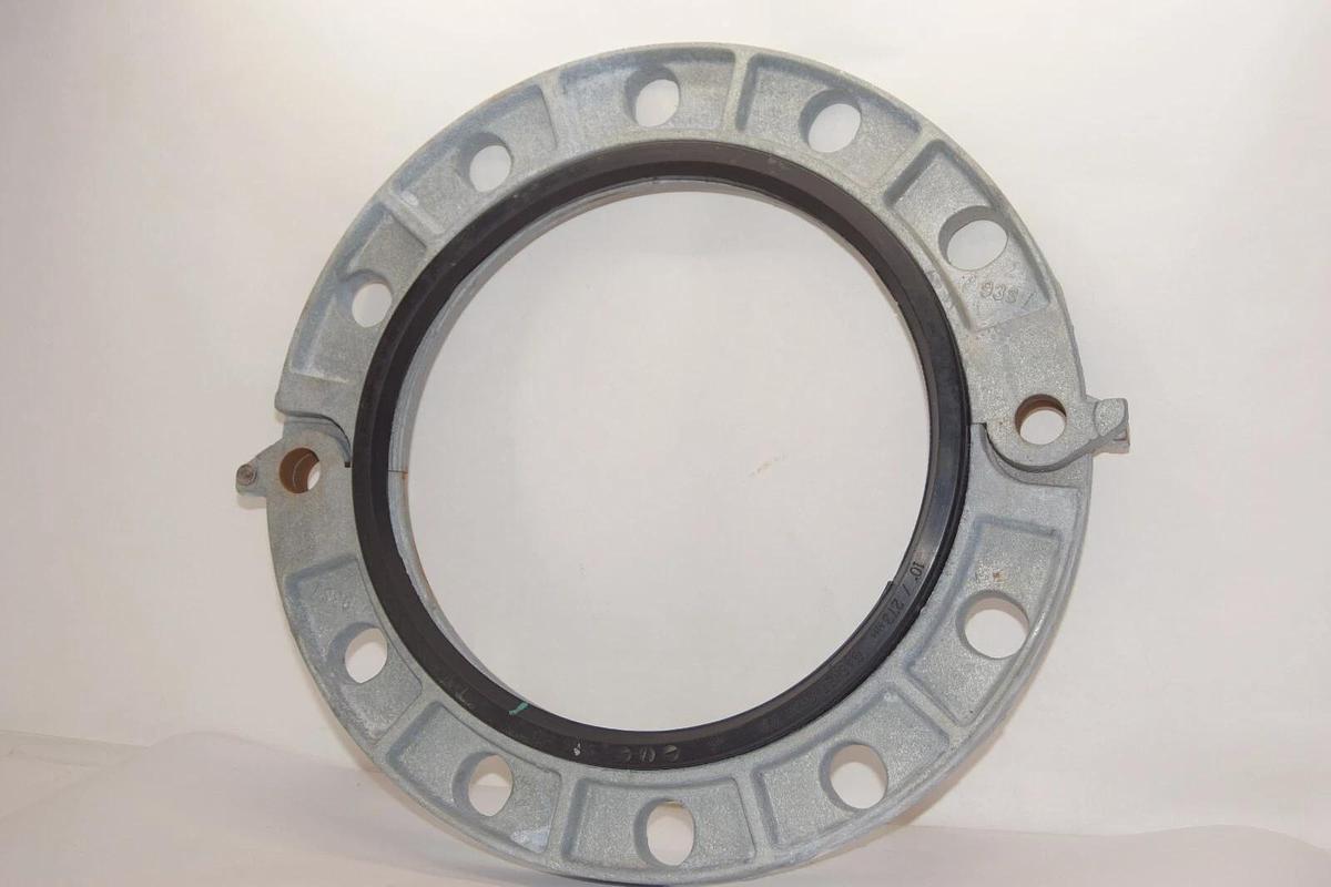 (NEW) VICTAULIC S/741 10" 7/8" Bolt Galvanized Flange Adapter *Flange & Gasket*
