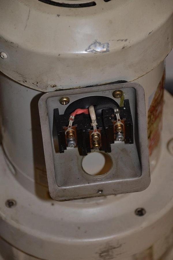 Used Mitsubishi VP-SW-B910 Scroll High Vacuum pump VB-SW-B910