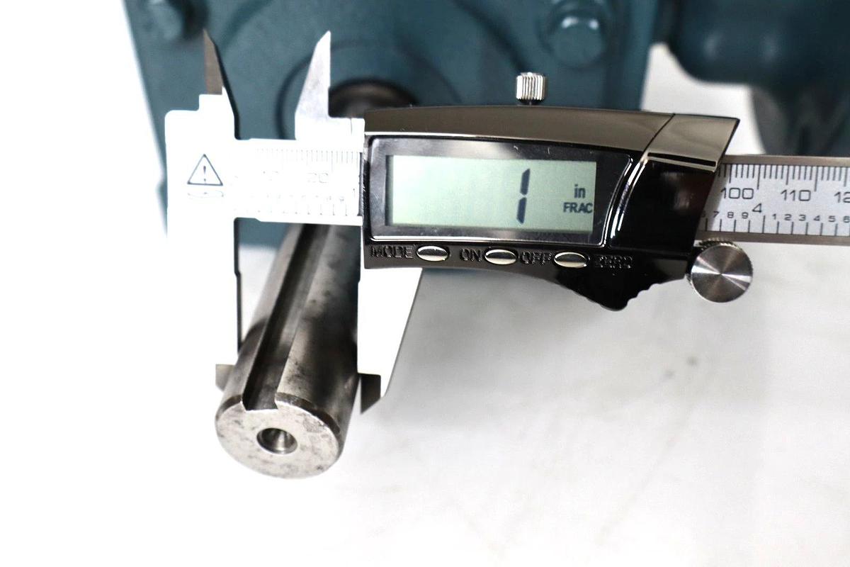 Refurbished Dodge Tigear Gear Box Speed Reducer 202Q15L56 0.92Hp 1750rpm 15:1 Ratio 1" Shaft