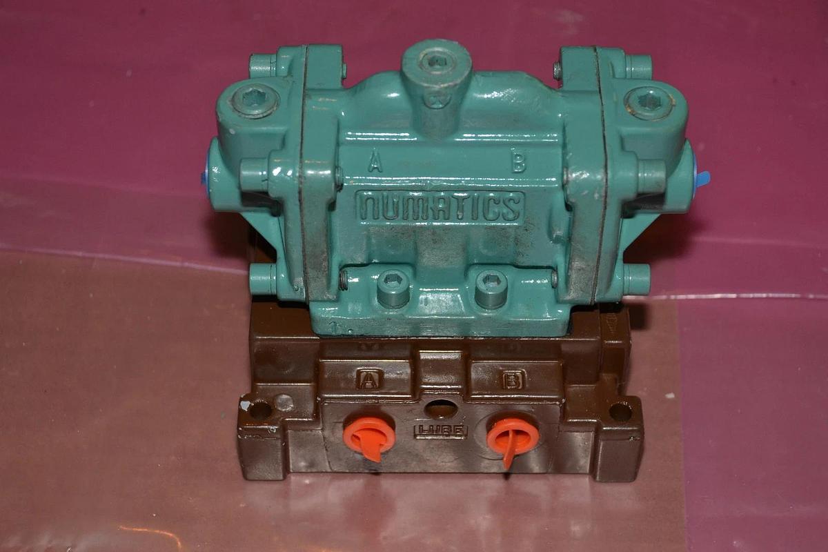 NUMATICS VALVE 9I849-2 9I849 2 9I8492 NEW