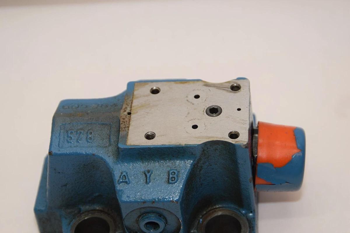 Used BOSCH / REXROTH 605-364 605364 578 Valve Block