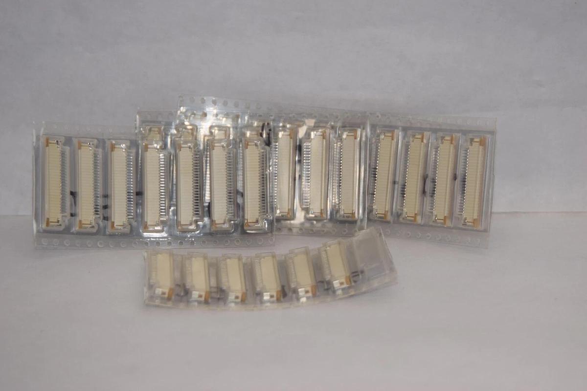 (NEW - Lot of 30) 52271-2490 Connector 1x24 Pin FFC/FPC R/A Bottom Contact Style