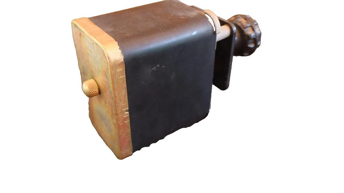 Used GE , General Electric 16SB1CA19X2 Type SB-1 Control Ammeter Switch